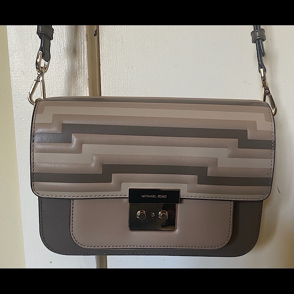 Michael Kors Sloan Chevron Messenger Bag